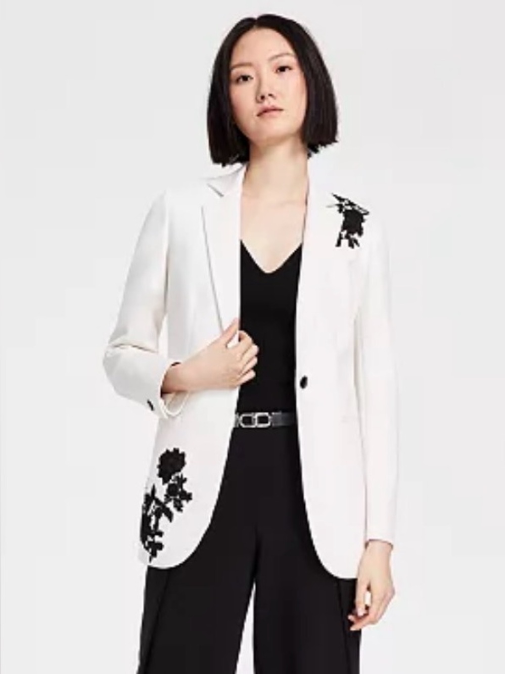 Ann Klein Women's Embroidered Notched-Collar Compression Blazer